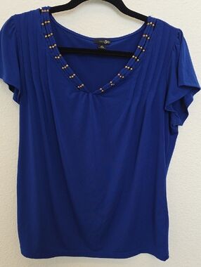 Women's V-Neck Beaded Short Sleeve Top - Royal Blue